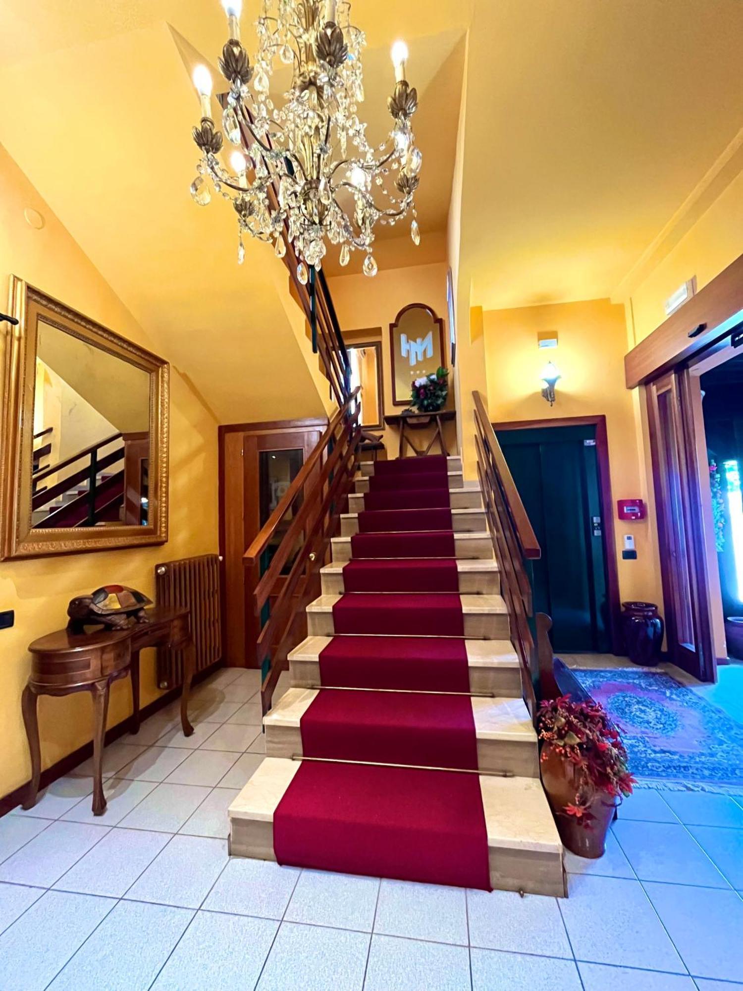 Hotel Ristorante Montenerone Apecchio Dış mekan fotoğraf